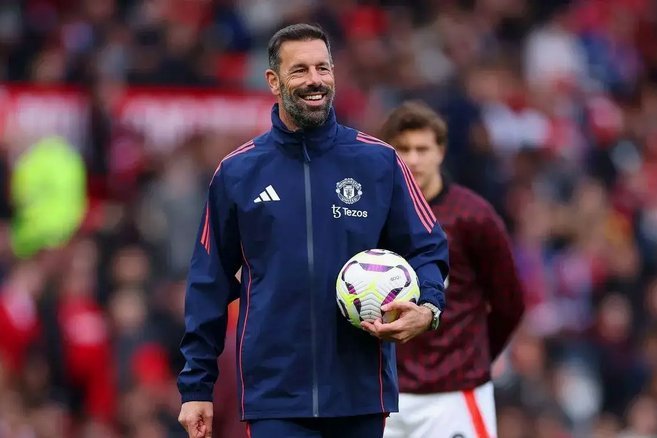 阿莫林：暴风雨总会来！在曼联参加发布会太难了