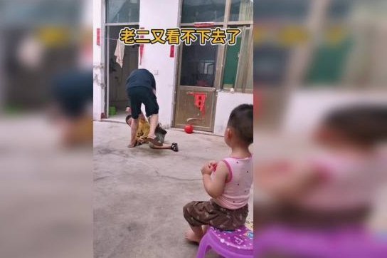 二妈直播：两队降级，足球梦何去何从